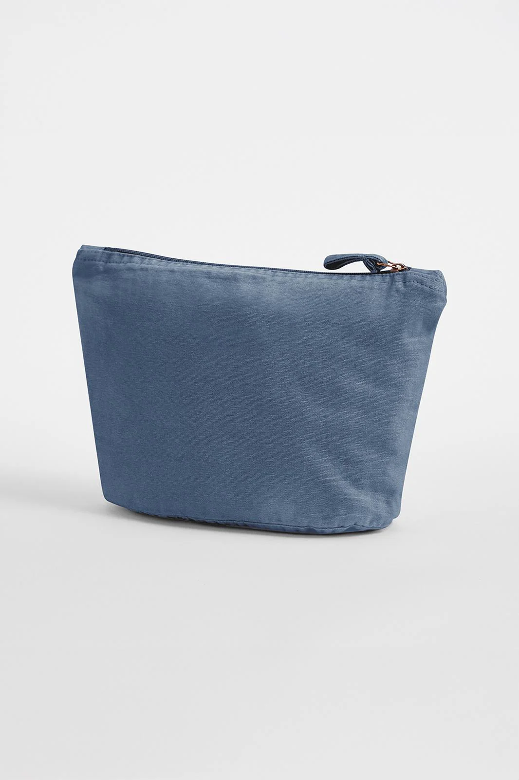 GARMENT DYED ACCESSORY BAG - Image 3